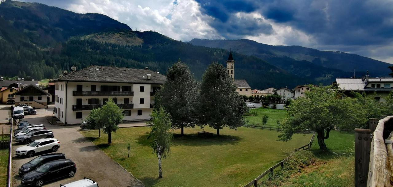 Appartamento Trilocale mansardato nel cuore della Val Di Fiemme Ziano di Fiemme Esterno foto